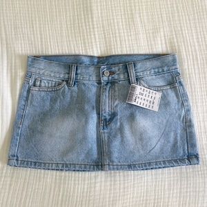 Brandy Melville, 'Malia Denim Mini Skirt', Size Small